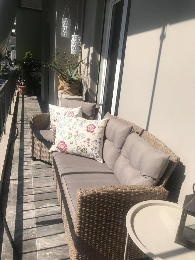 Pepromeno Luxury Apartment In The City Center Kalamata Extérieur photo